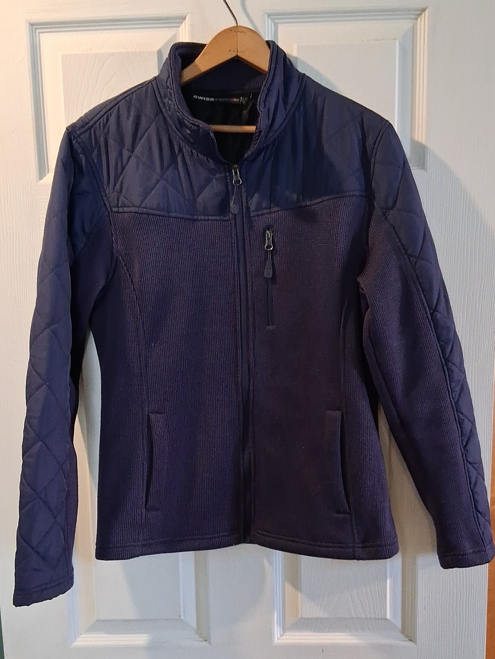 Swiss Tech Navy Blue Quilted Hybrid Jacket